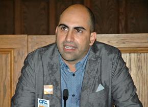 Steven Salaita speaks at a press conference held in Urbana