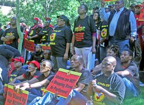 Members of NUMSA demonstrate outside COSATU headquarters